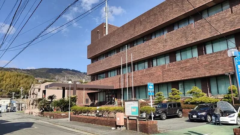 稲取港堤防の釣り場