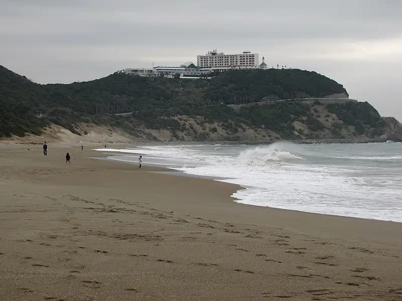 伊良湖港堤防の釣り場