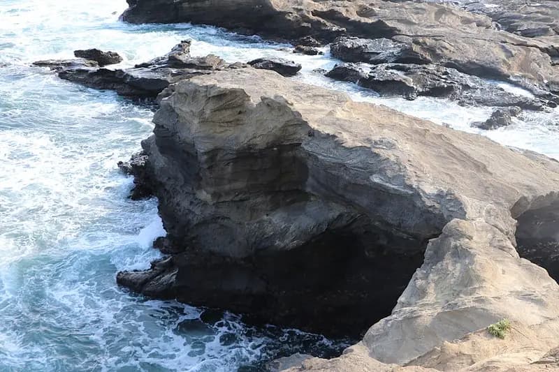 城ヶ島磯場南側の釣り場