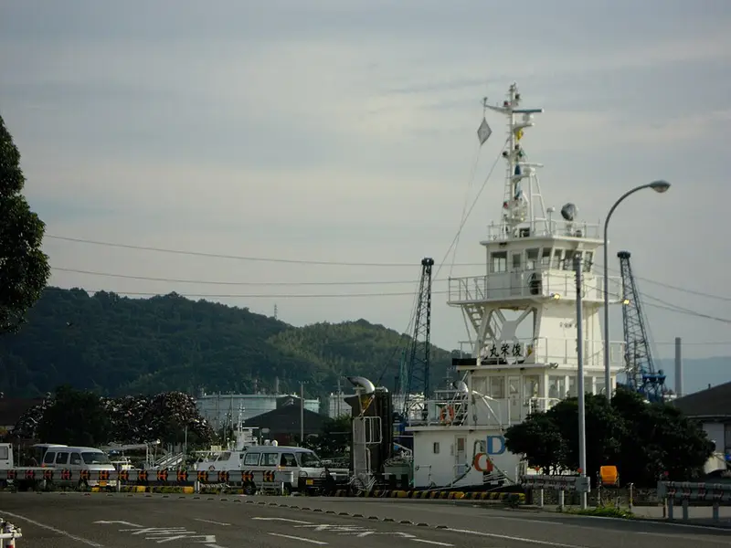 松山外港の釣り場