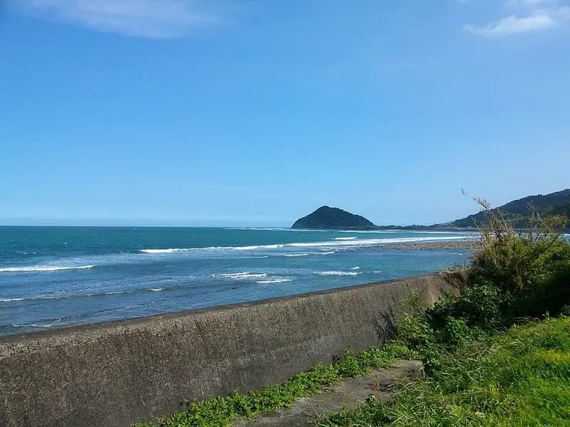 宮崎市内海漁港の釣り場