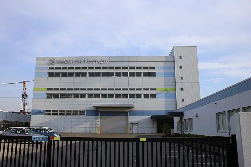 名古屋港ガーデンふ頭護岸の釣り場