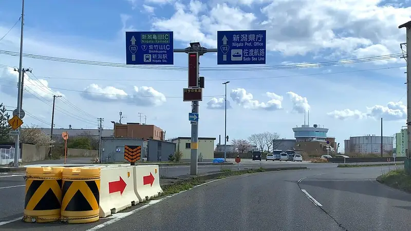 新潟港山の下埠頭の釣り場