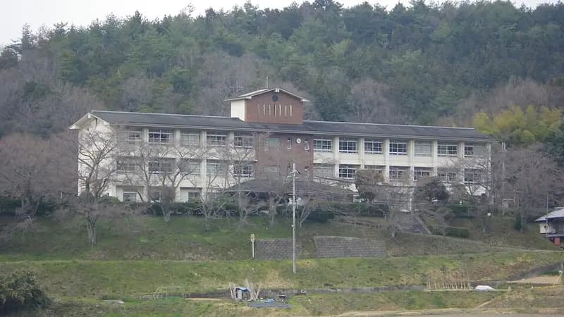 布目ダムの釣り場