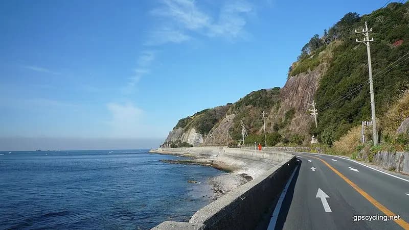 内海港堤防の釣り場